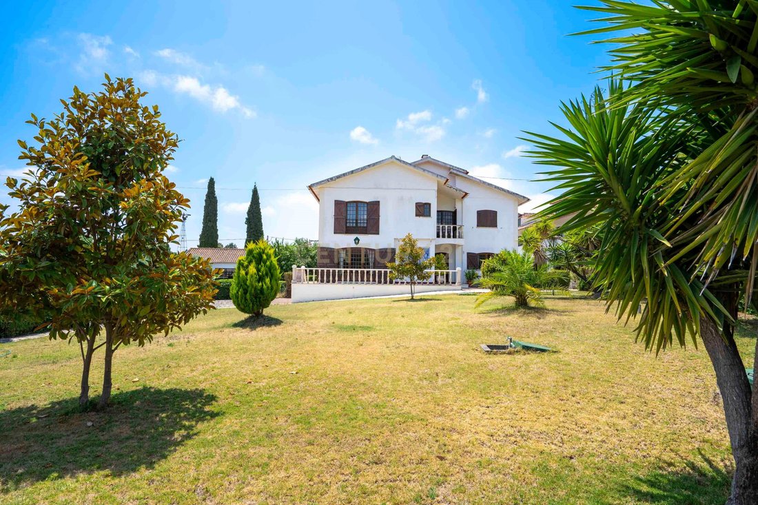 Villa in Malhou, Louriceira e Espinheiro, Santarem District, Portugal 3 - 18244791
