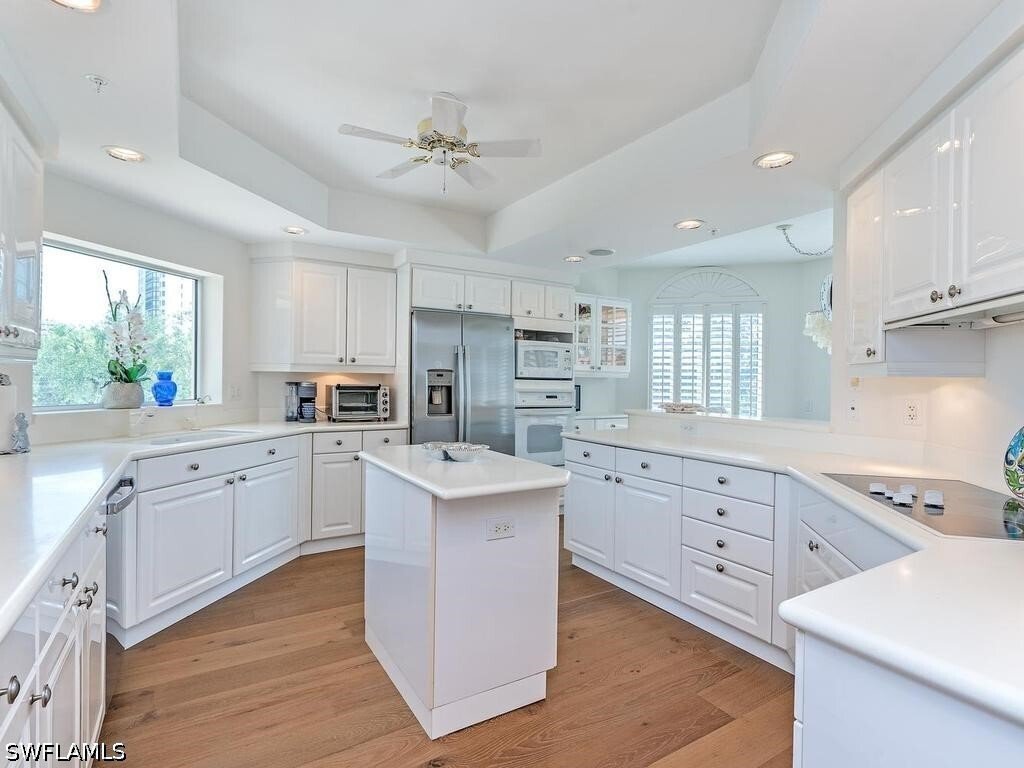Condo in Naples, Florida, United States 4 - 18244587