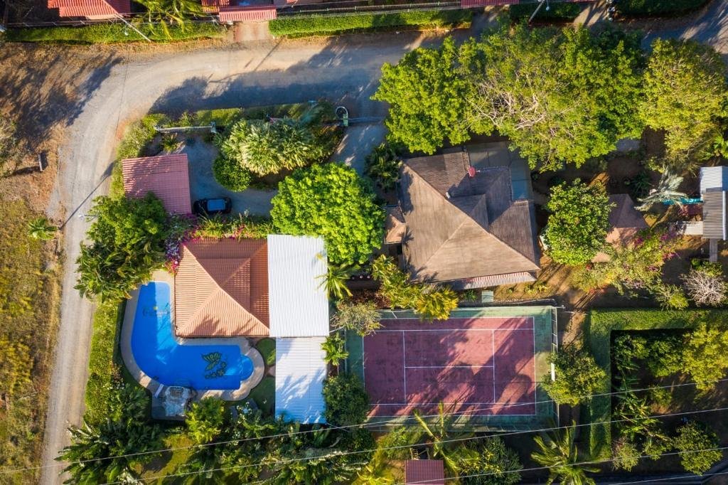 Maison à Espíritu Santo, Puntarenas, Costa Rica 1 - 18240461