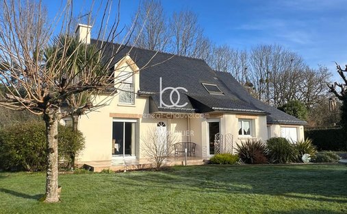 House in Meucon, Brittany, France 1