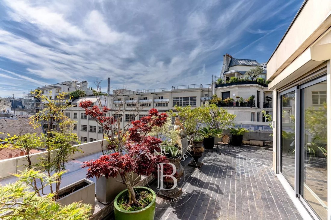 Apartment in Porte Dauphine, Paris 16e Arrondissement, Paris 1 - 18238881