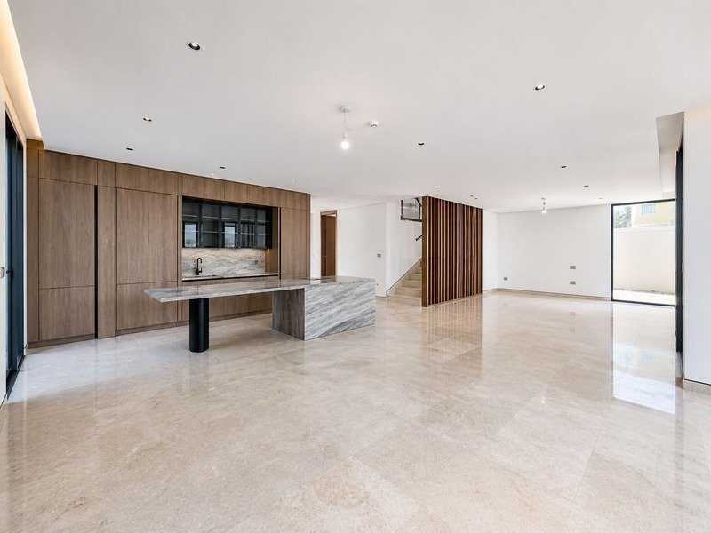 Villa in United Arab Emirates 4 - 18235874
