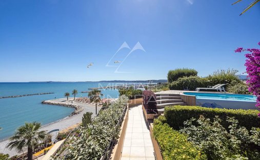 Apartment in Saint-Laurent-du-Var, Provence-Alpes-Côte d'Azur, France 1