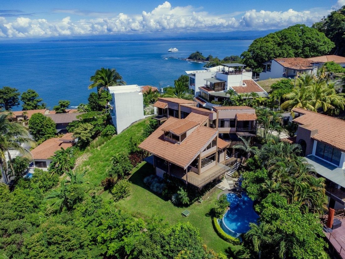 House in Playa Herradura, Puntarenas Province, Costa Rica 1 - 18246194