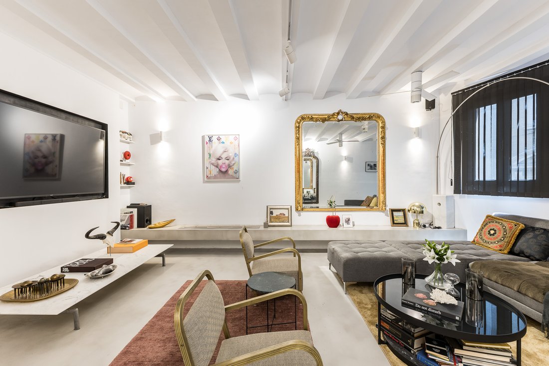 Apartment in Ciutat Vella, Barcelona, Spain 3 - 18242801