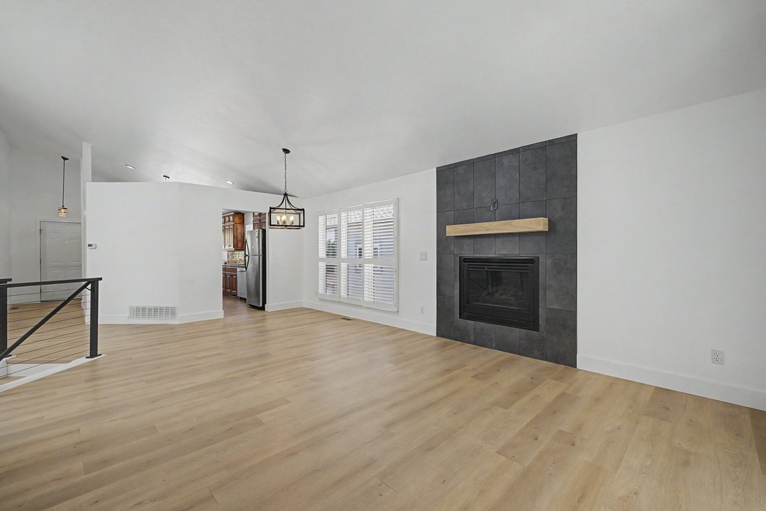 House in Colorado Springs, Colorado, United States 3 - 18240833