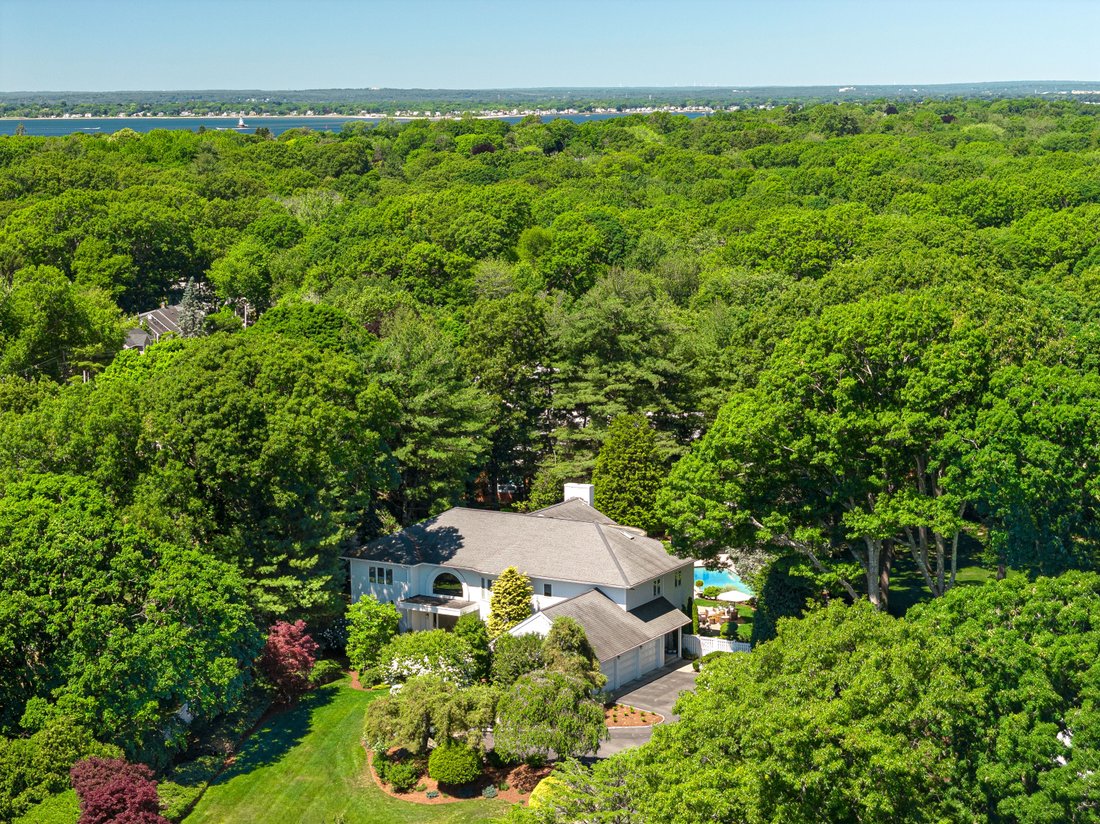 House in Barrington, Rhode Island, United States 1 - 18239702