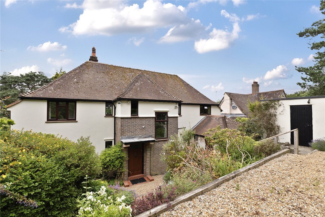 House in Hindhead, Grayshott, England 1 - 18241620