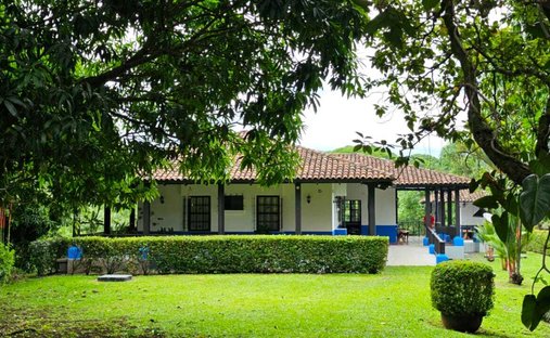 Casa a San Juan de Mata, San José, Costa Rica 1
