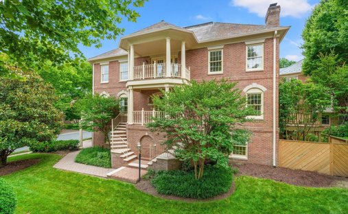 House in West Falls Church, Virginia, United States 1