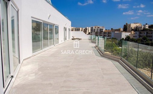 Penthouse in San Ġiljan, Malta 1