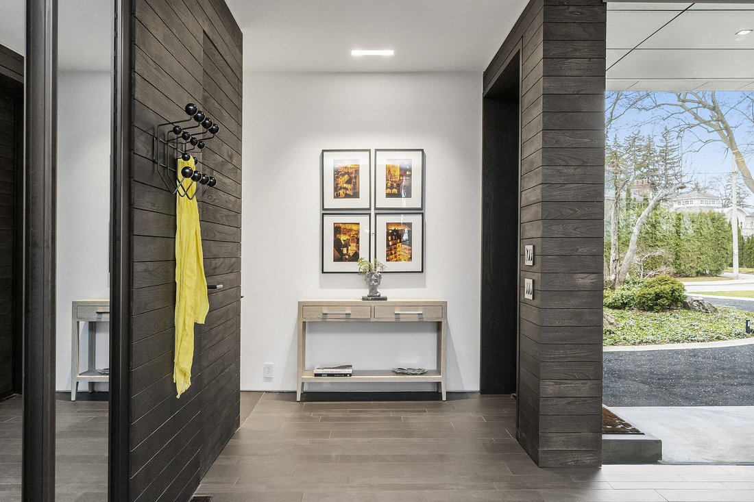 House in Toronto, Ontario, Canada 4 - 14056347