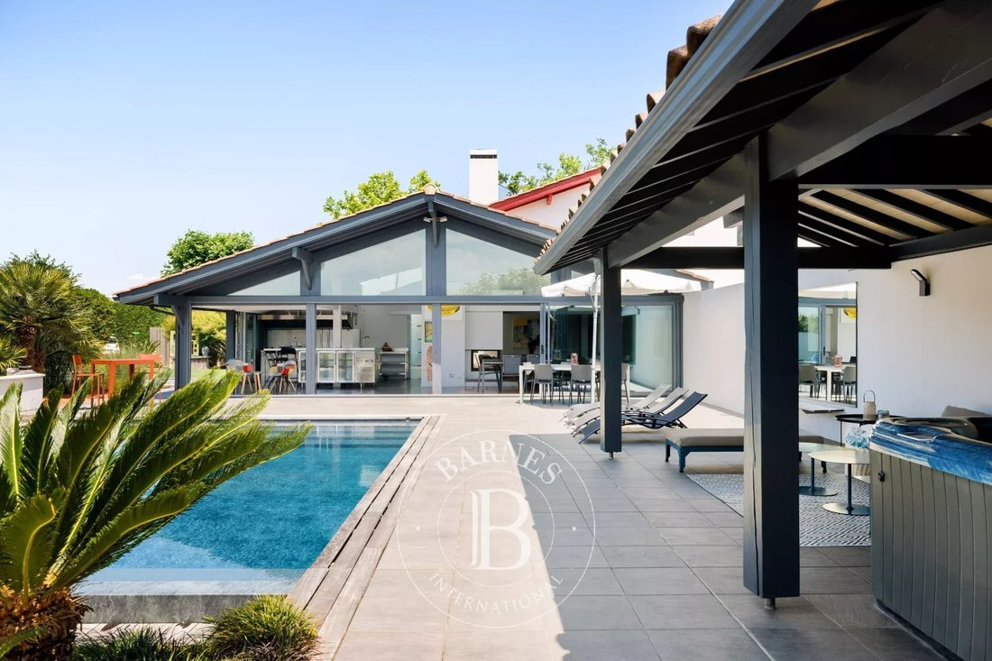 House in Anglet, Nouvelle-Aquitaine, France 2 - 18239535