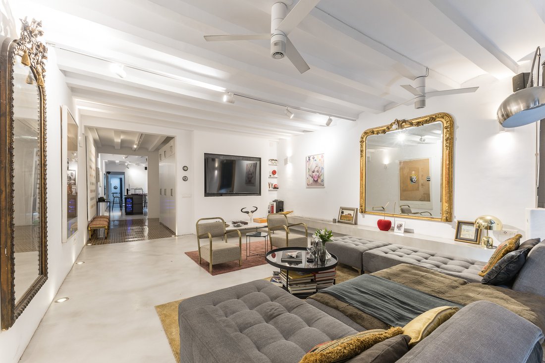 Apartment in Ciutat Vella, Barcelona, Spain 1 - 18242801