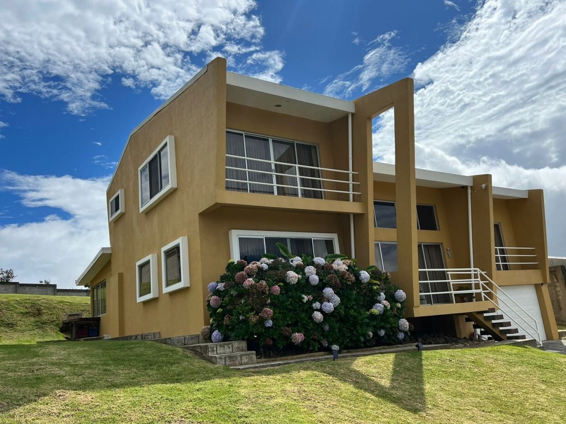 House in El Tejar de El Guarco, Cartago Province, Costa Rica 1 - 18239415
