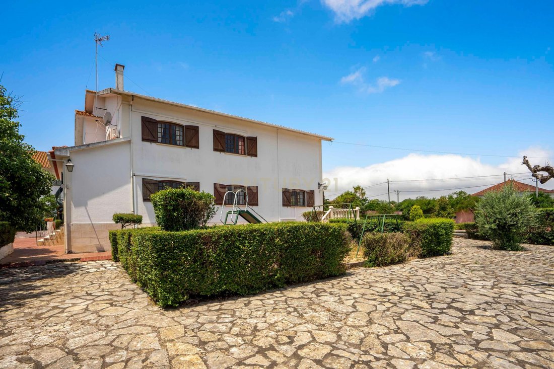 Villa in Malhou, Louriceira e Espinheiro, Santarem District, Portugal 5 - 18244791
