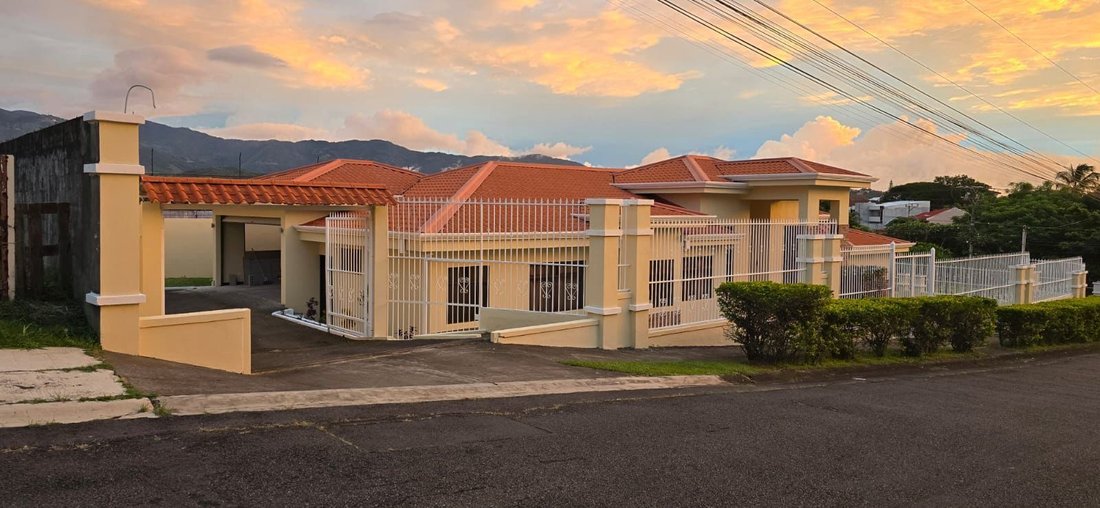 House in Belén, Guanacaste Province, Costa Rica 1 - 18239523
