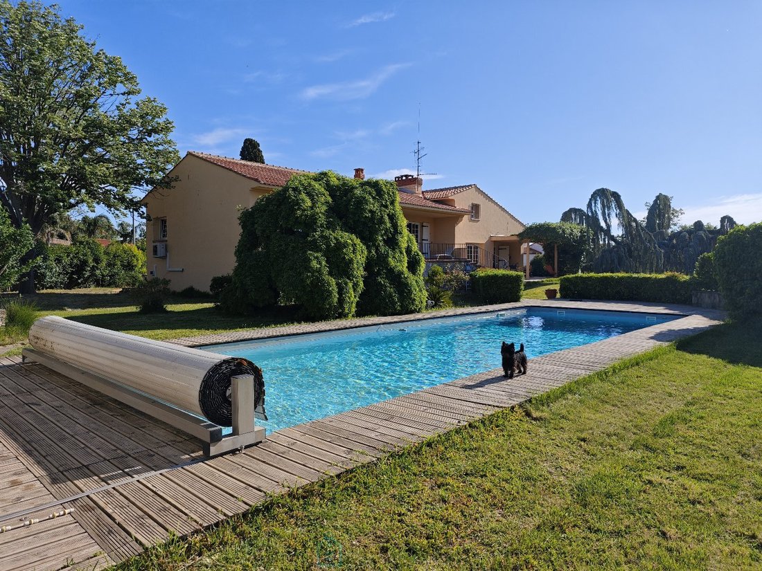 Estate in Toulouges, Occitania, France 1 - 18245064