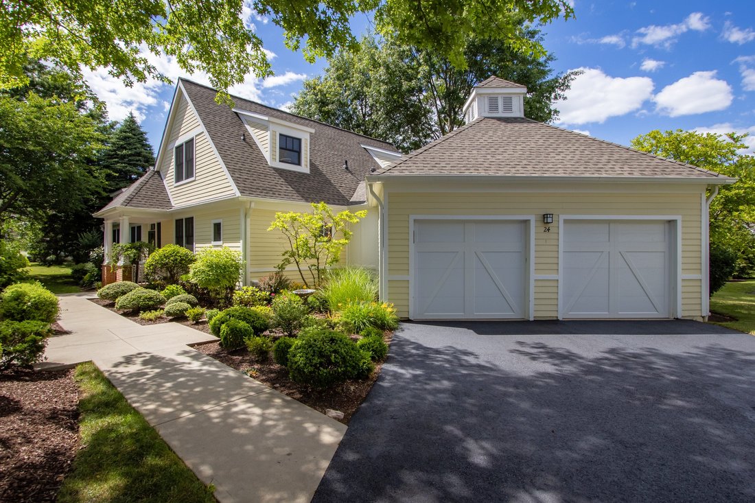 House in Shrewsbury, New Jersey, United States 1 - 18240829