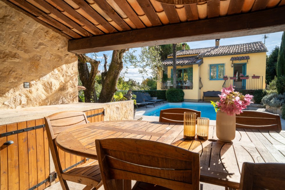 Villa in Tourrettes-sur-Loup, Provence-Alpes-Côte d'Azur, France 2 - 18236765