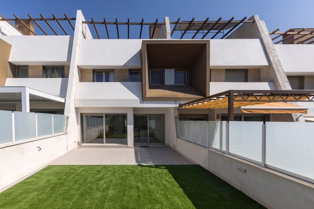 House in Tres Cantos, Comunidad de Madrid, Spain 2 - 18245455