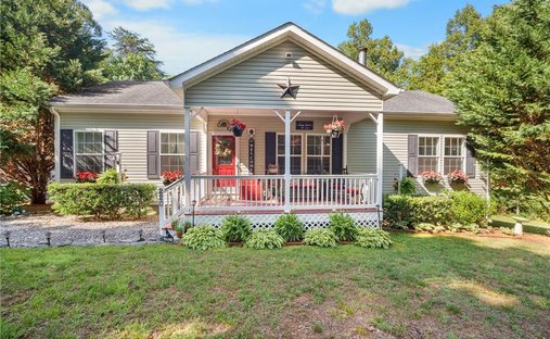 House in Westfield, North Carolina, United States 1