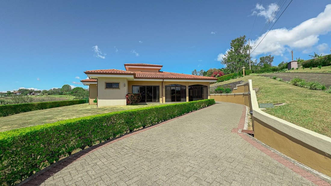 House in Santa Bárbara de Heredia, Heredia Province, Costa Rica 1 - 18239914