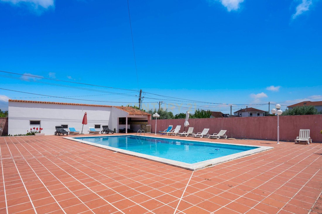 Villa in Malhou, Louriceira e Espinheiro, Santarem District, Portugal 1 - 18244791