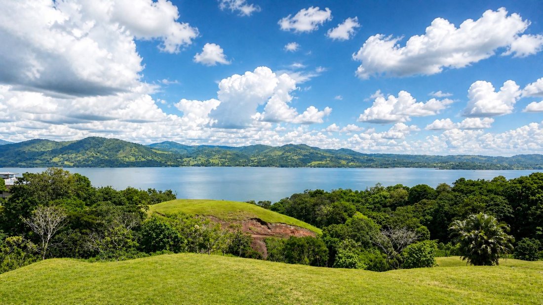 House in Nuevo Arenal, Guanacaste Province, Costa Rica 2 - 18241078