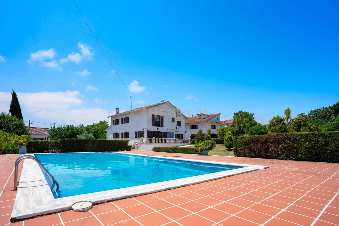 Villa in Malhou, Louriceira e Espinheiro, Santarem District, Portugal 2 - 18244791