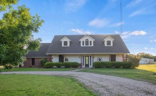 House in Dike, Texas, United States 1