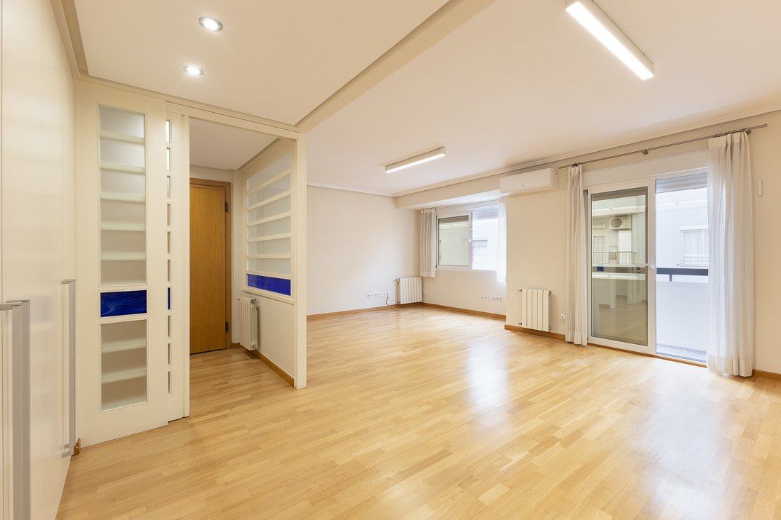 Apartment in Extramurs, Valencia, Spain 1 - 17622867