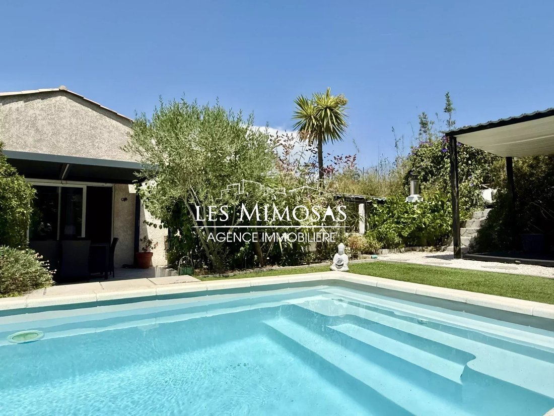 Villa in Ecarts, Roquebrune-sur-Argens, France 1 - 18239460