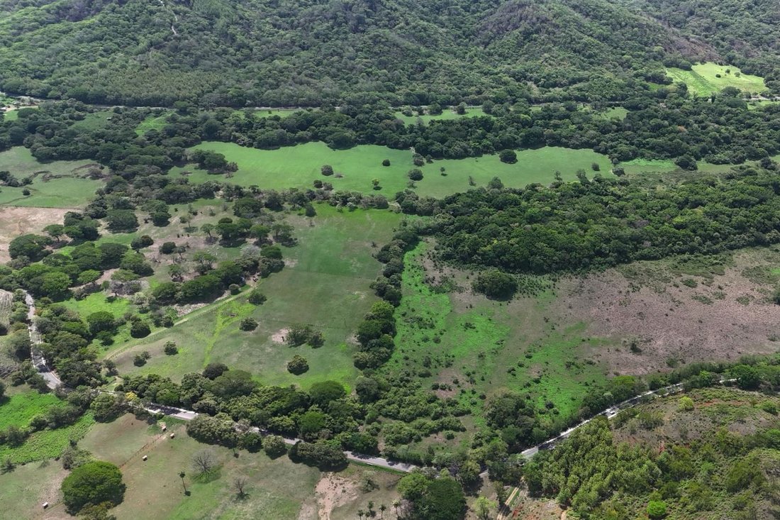 Land in Tamarindo, Santa Cruz, Costa Rica 1 - 18247010