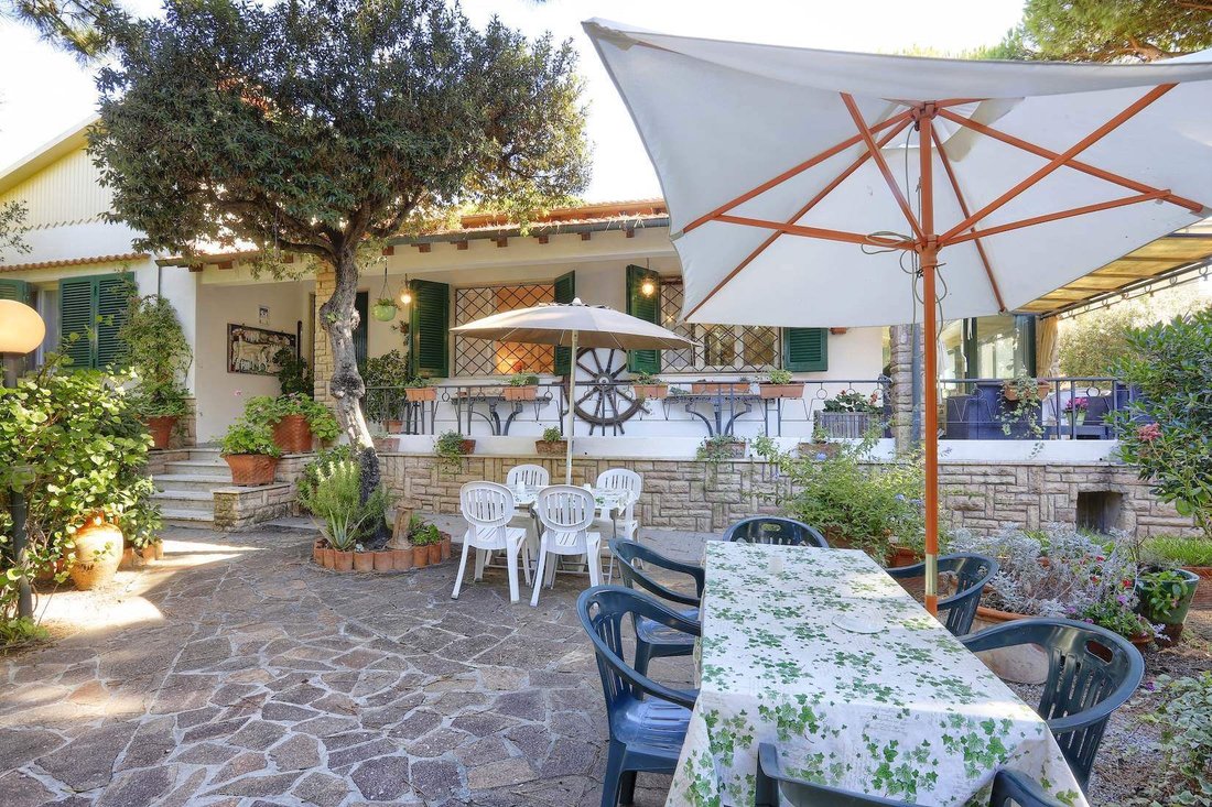 Villa à San Vincenzo, Toscane, Italie 3 - 18242336