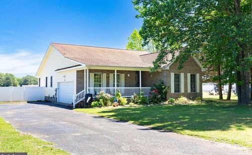 House in Milton, Delaware, United States 1