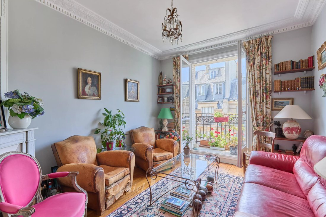 Apartment in Cambronne-Garibaldi, Paris 15e Arrondissement, Paris 2 - 18235852