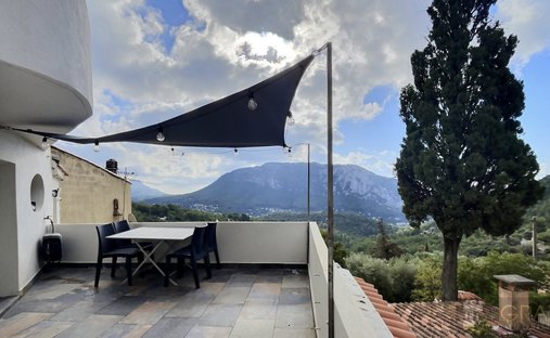 Le Revest-les-Eaux, Provence-Alpes-Côte d'Azur, France 1