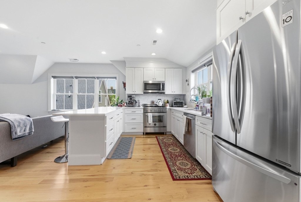 Condo in Boston, Massachusetts, United States 4 - 18237804