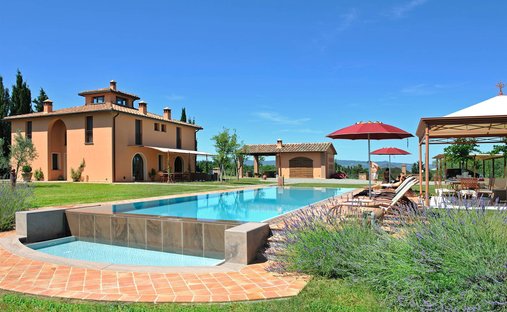 Villa a Lajatico, Toscana, Italia 1
