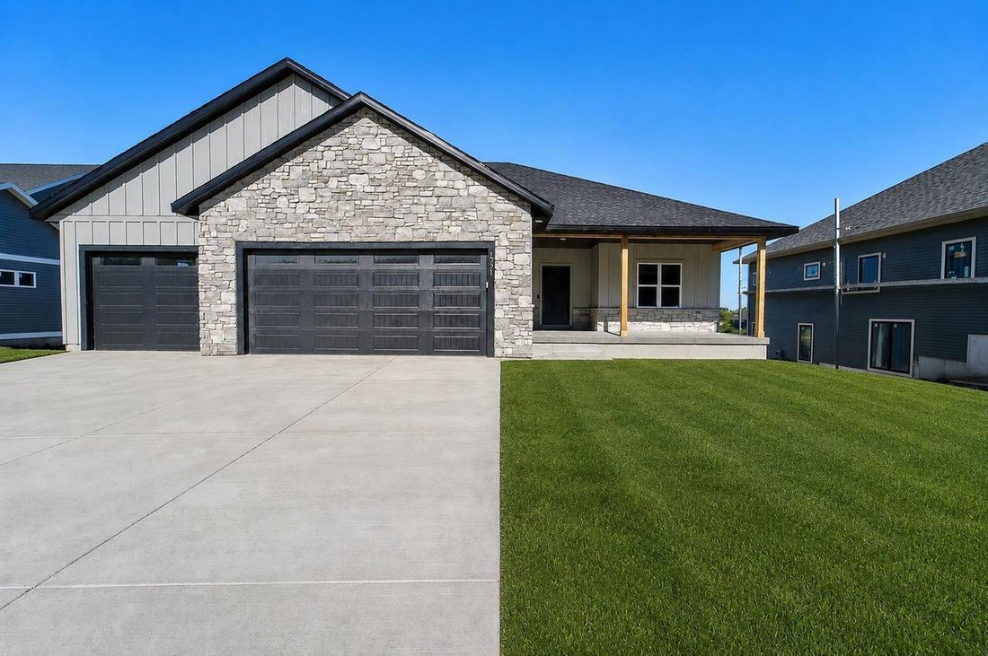 House in Cross Plains, Wisconsin, United States 1 - 18215482
