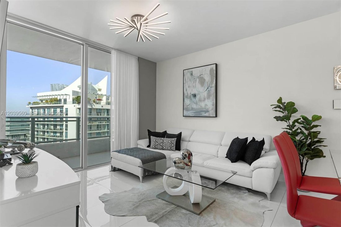 Condo in Miami, Florida, United States 1 - 18237858