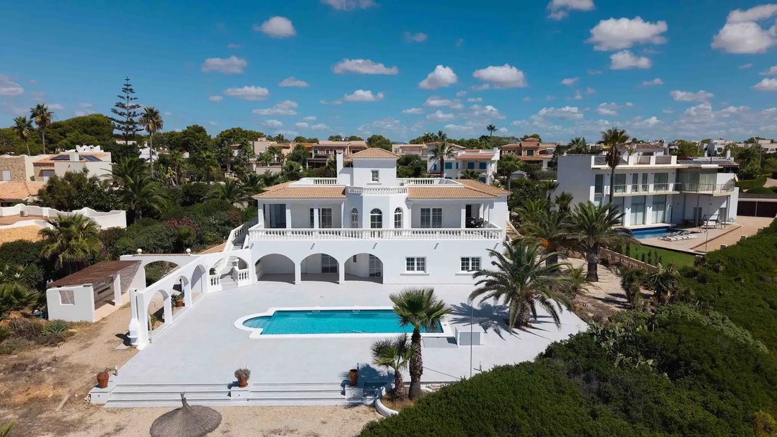Villa in Llucmajor, Balearic Islands, Spain 3 - 18244013