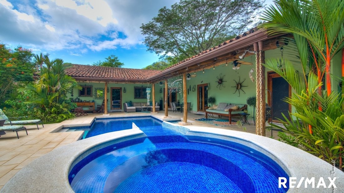 House in Playa Hermosa, Puntarenas Province, Costa Rica 4 - 18245702