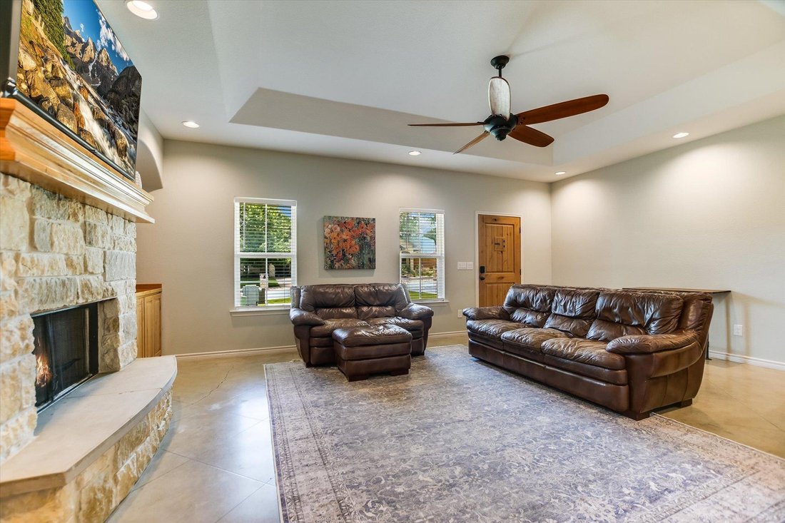 House in Marble Falls, Texas, United States 3 - 18244112