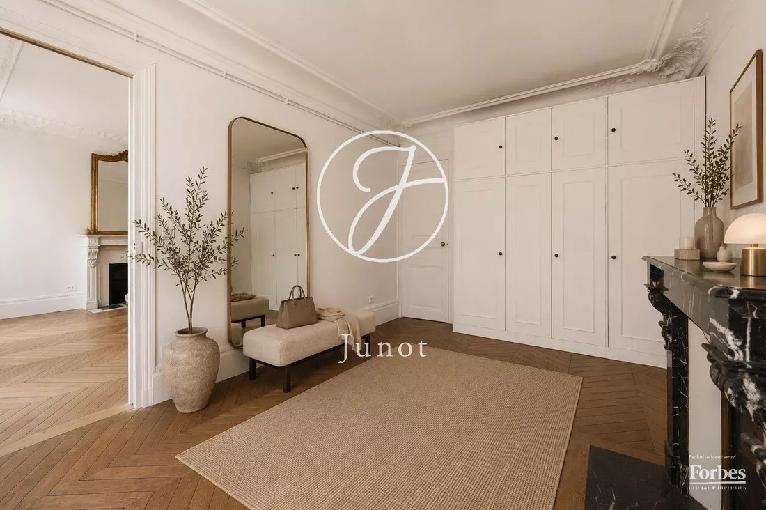 Apartment in Villiers-L. Michel, Levallois-Perret, France 4 - 18224263