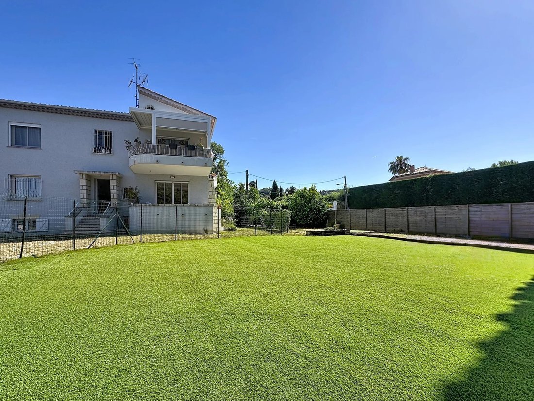Apartment in Mougins, Provence-Alpes-Côte d'Azur, France 1 - 18239384