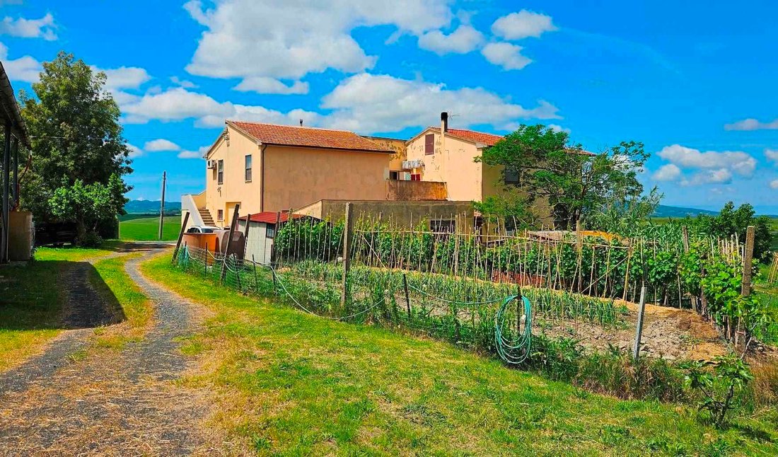 Country House in Santa Luce, Tuscany, Italy 3 - 18236102