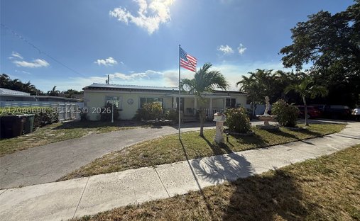 House in Hialeah, Florida, United States 1