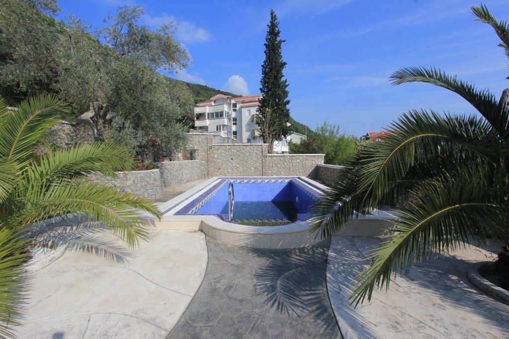 Villa in Petrovac, Budva Municipality, Montenegro 4 - 18237427
